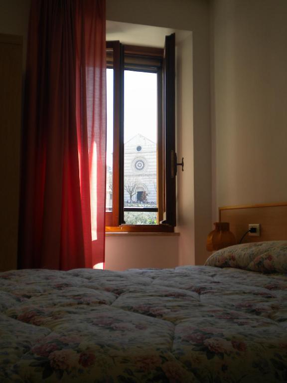 Camere Santa Chiara Assisi Ruang foto